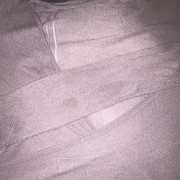 Lululemon RARE Ballet Wrap Lilac Lavendar sz 4 soft material - Picture 6 of 6